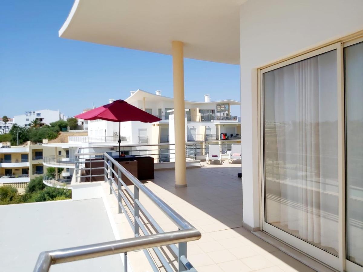 Sea View Penthouse In Albufeira Appartement Buitenkant foto